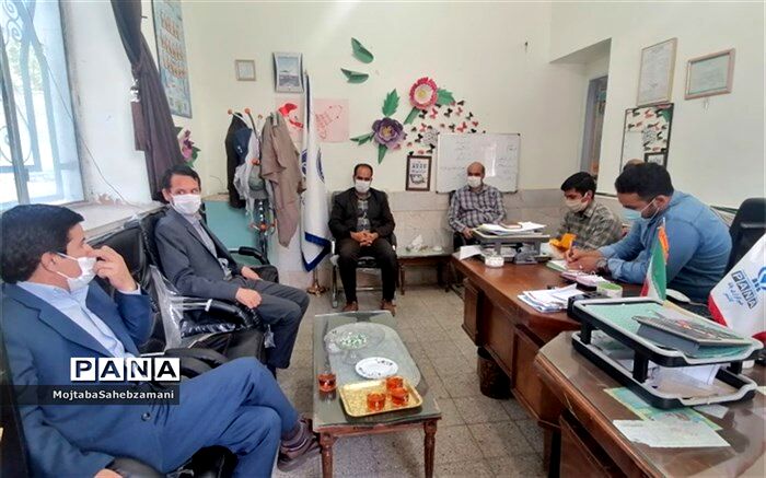 بازدید مدیرآموزش وپرورش از کانون فرهنگی تربیتی لقمان کاشمر