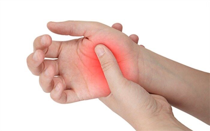 شایع‌ترین دلایل بی‌حسی دست‌ها+اینفوگرافیک