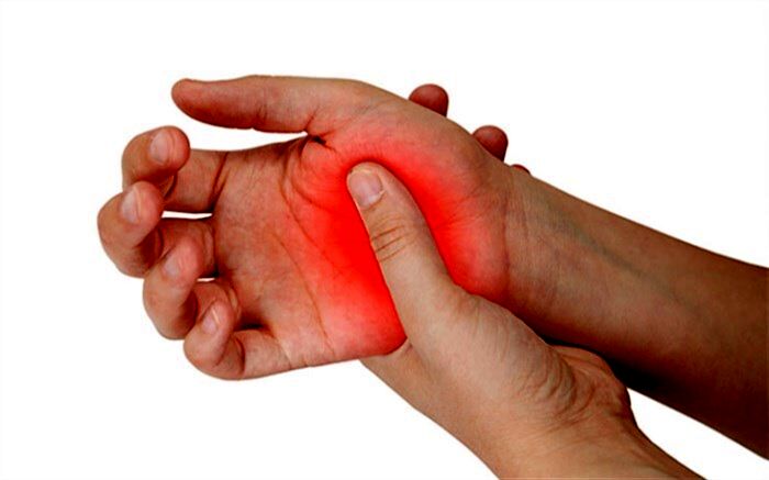 شایع‌ترین دلایل بی‌حسی دست‌ها+اینفوگرافیک