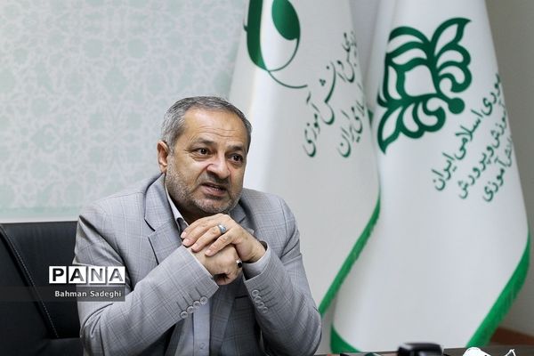 نشست قطبی کمیسیون فرهنگی هنری، اجتماعی مجلس دانش‌آموزی