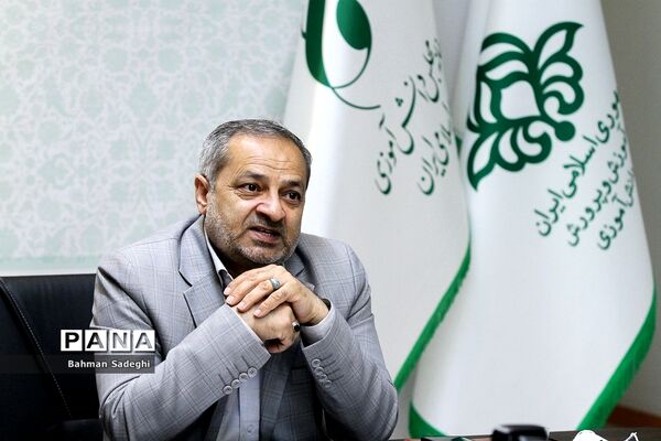 نشست قطبی کمیسیون فرهنگی هنری، اجتماعی مجلس دانش‌آموزی