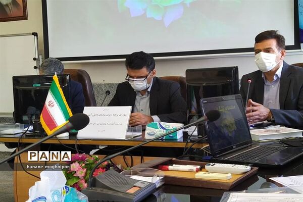 برگزاری جلسه شورای برنامه‌ریزی سازمان دانش‌آموزی در شهرستان نجف آباد