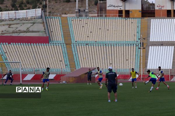 پیگیری تمرینات شاگردان اکبر پور در تبریز