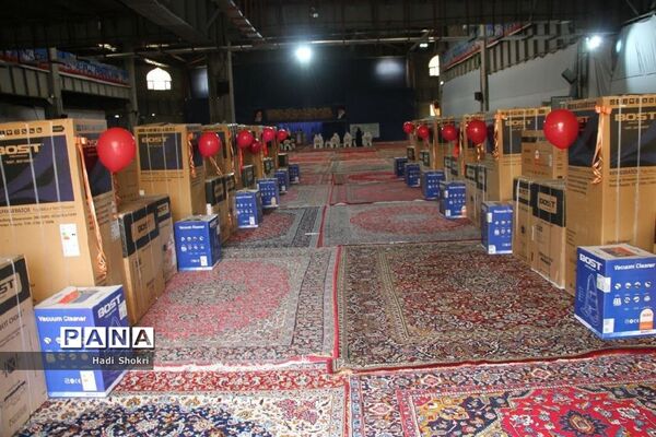 توزیع ۱۲ سری جهیزیه به نو عروسان شهرستان بهارستان