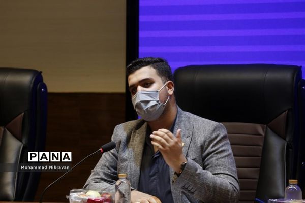 آیین اختتامیه جشنواره ملی مدافعان سلامت ۲