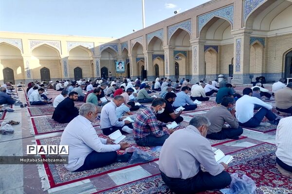 برگزاری قرائت دعای پرفیض عرفه در کاشمر