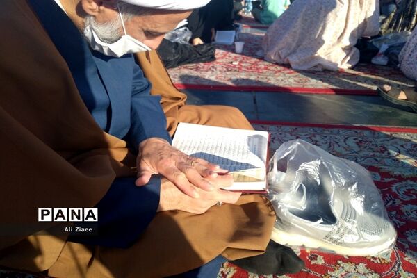نماز عید قربان در حرم مطهر رضوی