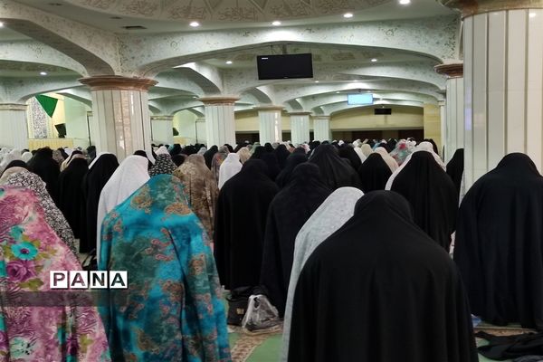 اقامه نماز عید قربان درتبریز