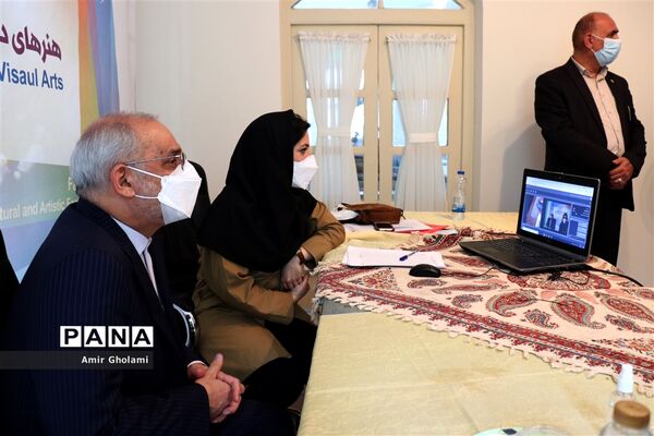 بازدید وزیر آموزش و پرورش از روند اجرای جشنواره فرهنگی هنری فردا