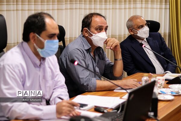 بازدید وزیر آموزش و پرورش از روند اجرای جشنواره فرهنگی هنری فردا