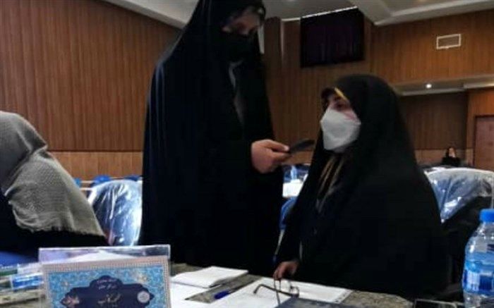 باید به  قرآن به چشم یک برنامه زندگی نگاه کنیم