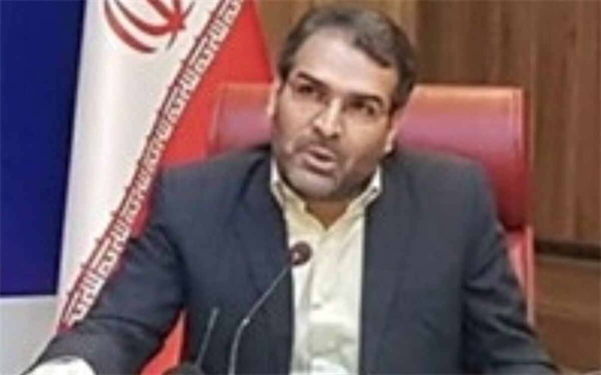درخشش مدرسه شهیدبهشتی آموزش و پرورش رودهن در کارسوق لیزر و کوانتوم