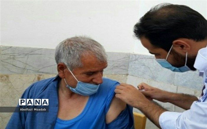 تقاضای وزارت بهداشت از مردم برای ثبت‌نام در سامانه واکسیناسیون کرونا