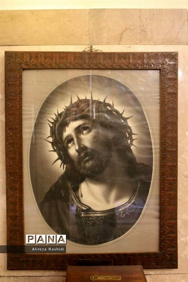 بازدید اعضای انجمن صلح و حقوق بشر جوانان از کلیسای گریگور