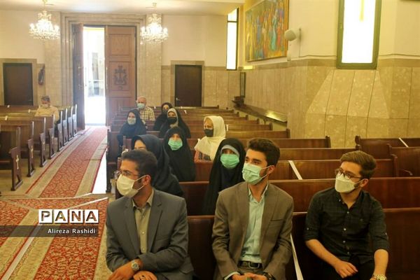 بازدید اعضای انجمن صلح و حقوق بشر جوانان از کلیسای گریگور