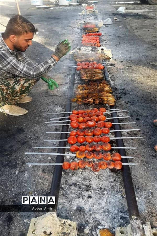 تهیه و توزیع ۵ هزار پرس غذا بین خانواده‌های کم برخوردار همزمان با عید سعید غدیر خم در اهواز
