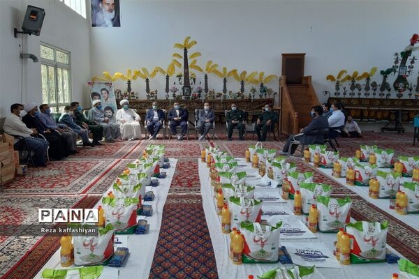 توزیع ۱۲۰۰ بسته معیشی و ۳ سری جهیزیه در کاشمر