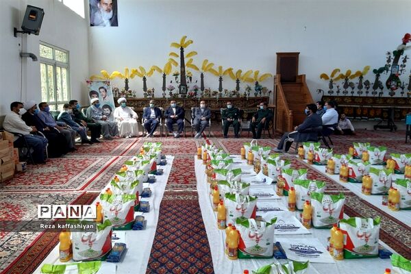 توزیع ۱۲۰۰ بسته معیشی و ۳ سری جهیزیه در کاشمر