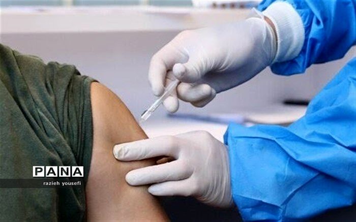 اجرای واکسیناسیون فرهنگیان منطقه قرچک