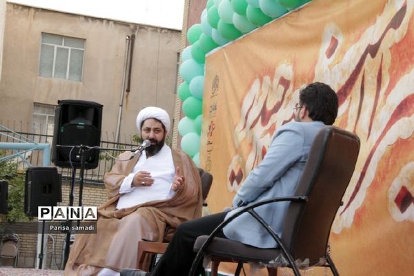 جشن بزرگ نسل غدیر در هنرستان دخترانه فاطمه تعلیمی منطقه ۱۳