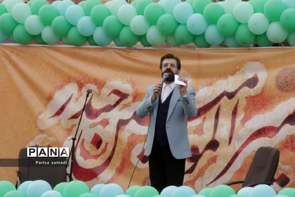 جشن بزرگ نسل غدیر در هنرستان دخترانه فاطمه تعلیمی منطقه ۱۳