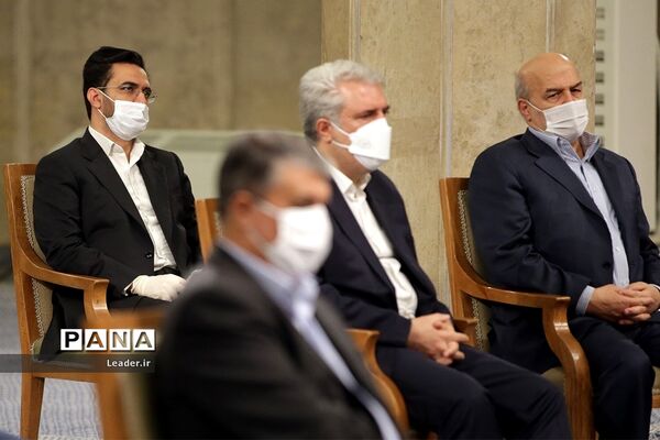 آخرین دیدار رئیس‌جمهور و اعضاء هیئت دولت دوازدهم با رهبر معظم انقلاب