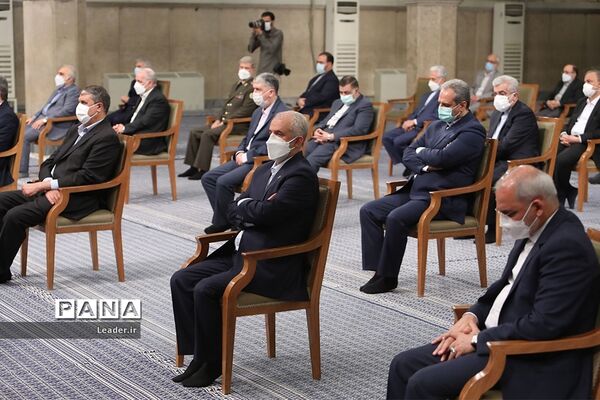 آخرین دیدار رئیس‌جمهور و اعضاء هیئت دولت دوازدهم با رهبر معظم انقلاب