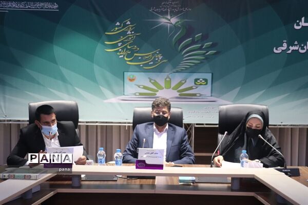 دومین روز از برگزاری سی و پنجمین اجلاس مدیران و روسا آموزش و پرورش سراسر کشور در آذربایجان شرقی