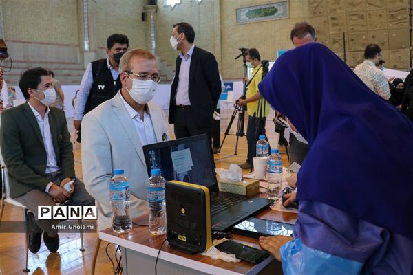 مراسم افتتاحیه پایگاه تجمیعی واکسیناسیون کووید- ۱۹ فرهنگیان