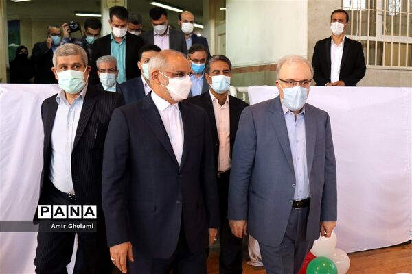 مراسم افتتاحیه پایگاه تجمیعی واکسیناسیون کووید- ۱۹ فرهنگیان
