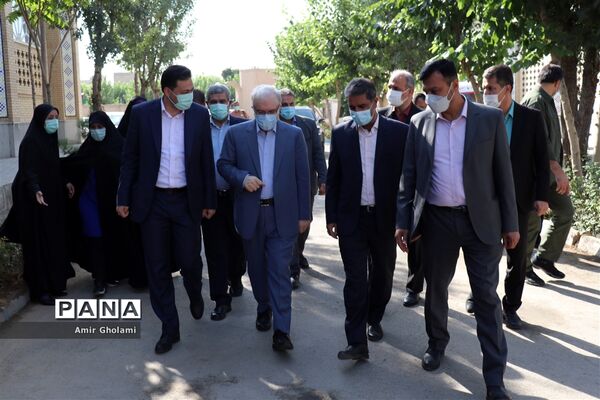 مراسم افتتاحیه پایگاه تجمیعی واکسیناسیون کووید- ۱۹ فرهنگیان