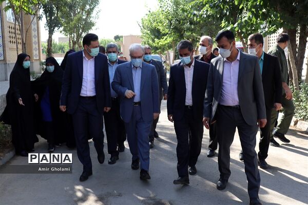 مراسم افتتاحیه پایگاه تجمیعی واکسیناسیون کووید- ۱۹ فرهنگیان