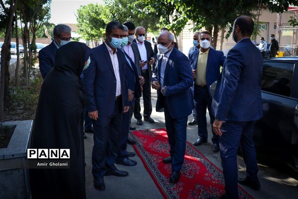 مراسم افتتاحیه پایگاه تجمیعی واکسیناسیون کووید- ۱۹ فرهنگیان