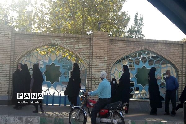 بسته شدن امامزاده سید حمزه(ع) و آرامستان زیارتگاه شهید مدرس(ره) به علت شیوع ویروس کرونا