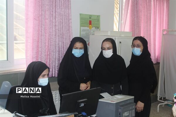 افتتاح طرح واکسیناسیون فرهنگیان شهرستان محمودآباد