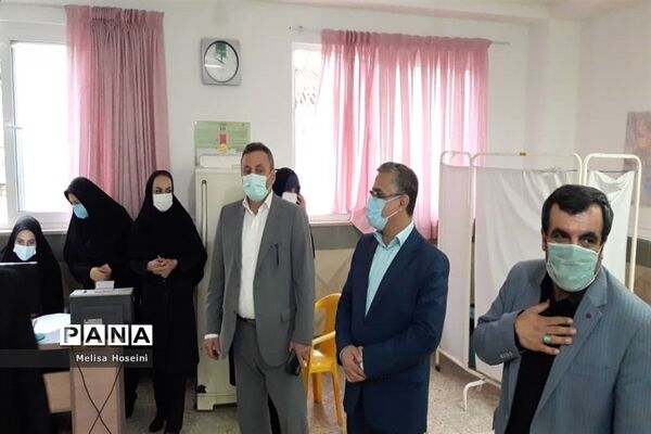 افتتاح طرح واکسیناسیون فرهنگیان شهرستان محمودآباد