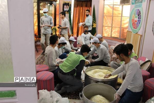 طرح اطعام کودکان کار توسط اتحادیه انجمن‌های اسلامی  دانش‌آموزان  استان اصفهان