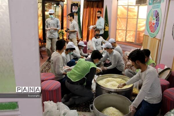 طرح اطعام کودکان کار توسط اتحادیه انجمن‌های اسلامی  دانش‌آموزان  استان اصفهان