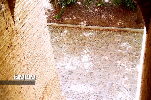 بازدید از کاروانسرای حاج کمال رباط کریم