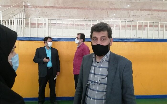 معلمان قمی بر اساس پیامک‌های نوبت دهی واکسن کرونا اقدام کنند
