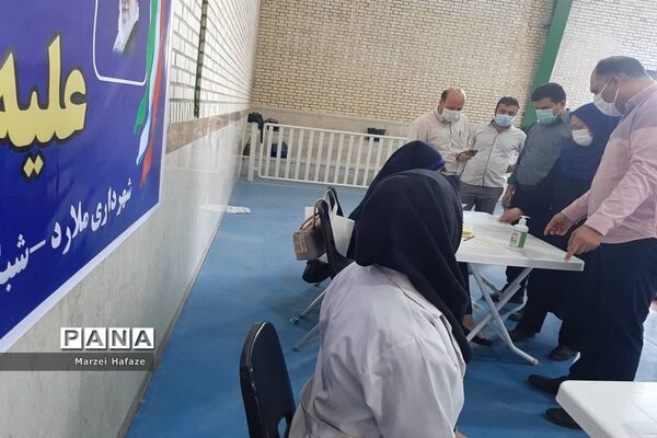 آغاز واکسیناسیون فرهنگیان در ملارد
