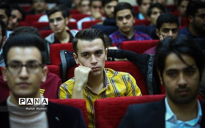 افزایش سن پذیرش داوطلبان ورود به دانشگاه‌های فرهنگیان و شهیدرجایی