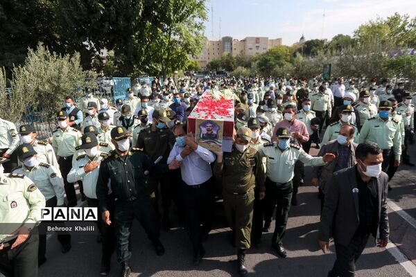 تشییع پیکر سرباز شهید مختوم‌نژاد