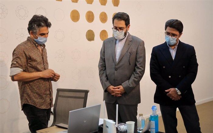 بازدید معاون هنری و مدیرکل تجسمی از کارگاه‌های جشنواره تجسمی جوانان