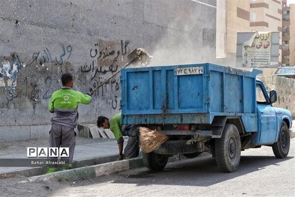 اجرای طرح جهادی شستشو معابر در  شهرک آبشناسان رباط‌کریم