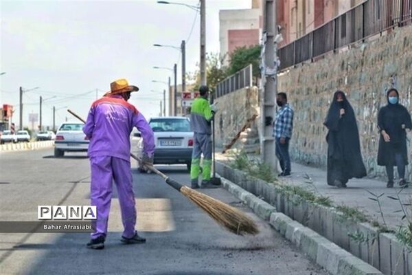 اجرای طرح جهادی شستشو معابر در  شهرک آبشناسان رباط‌کریم