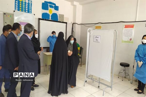 آغاز واکسیناسیون کووید ١٩  فرهنگیان در شهرستان قدس
