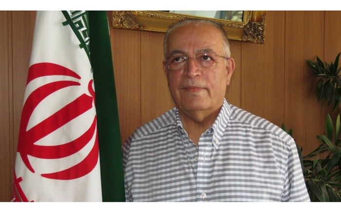 فارغ التحصیل دبیرستان البرز خیرمدرسه ساز شد