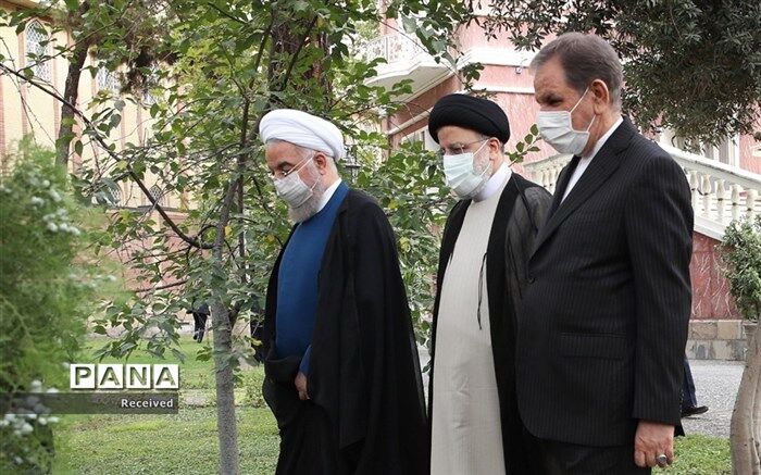 تحویل دفتر کار ریاست‌جمهوری به سیدابراهیم رئیسی