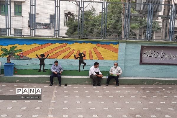مرحله اول واکسیناسیون فرهنگیان منطقه ۱۳ در دبستان علویه